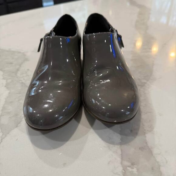 Cole Haan Grand Shoes Womens Size 9 Gray Patent Leather Waterproof Wedge Booties - Picture 2 of 8